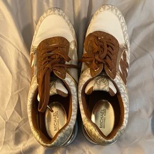 Michael Kora shoes